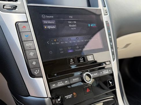 Used 2022 INFINITI Q50 Luxe AWD/4WD image 19