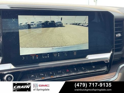 Used 2024 GMC Sierra 1500 SLT w/ SLT Premium Plus Package AWD/4WD image 18