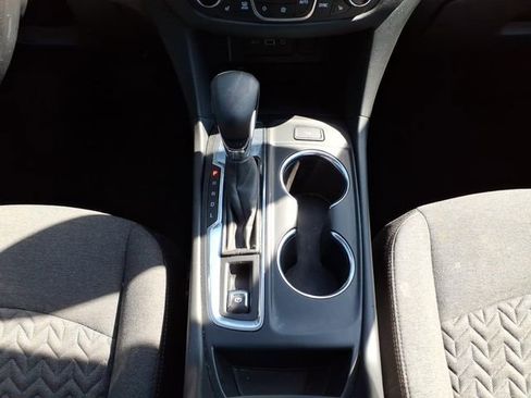 Used 2022 Chevrolet Equinox LT FWD image 26