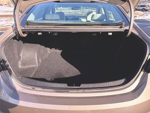 Used 2024 Chevrolet Malibu LT image 26