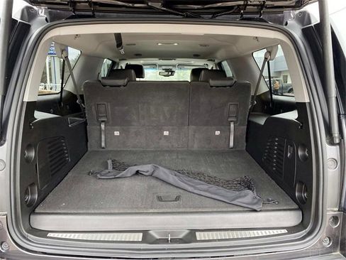 Used 2018 GMC Yukon XL SLT image 6