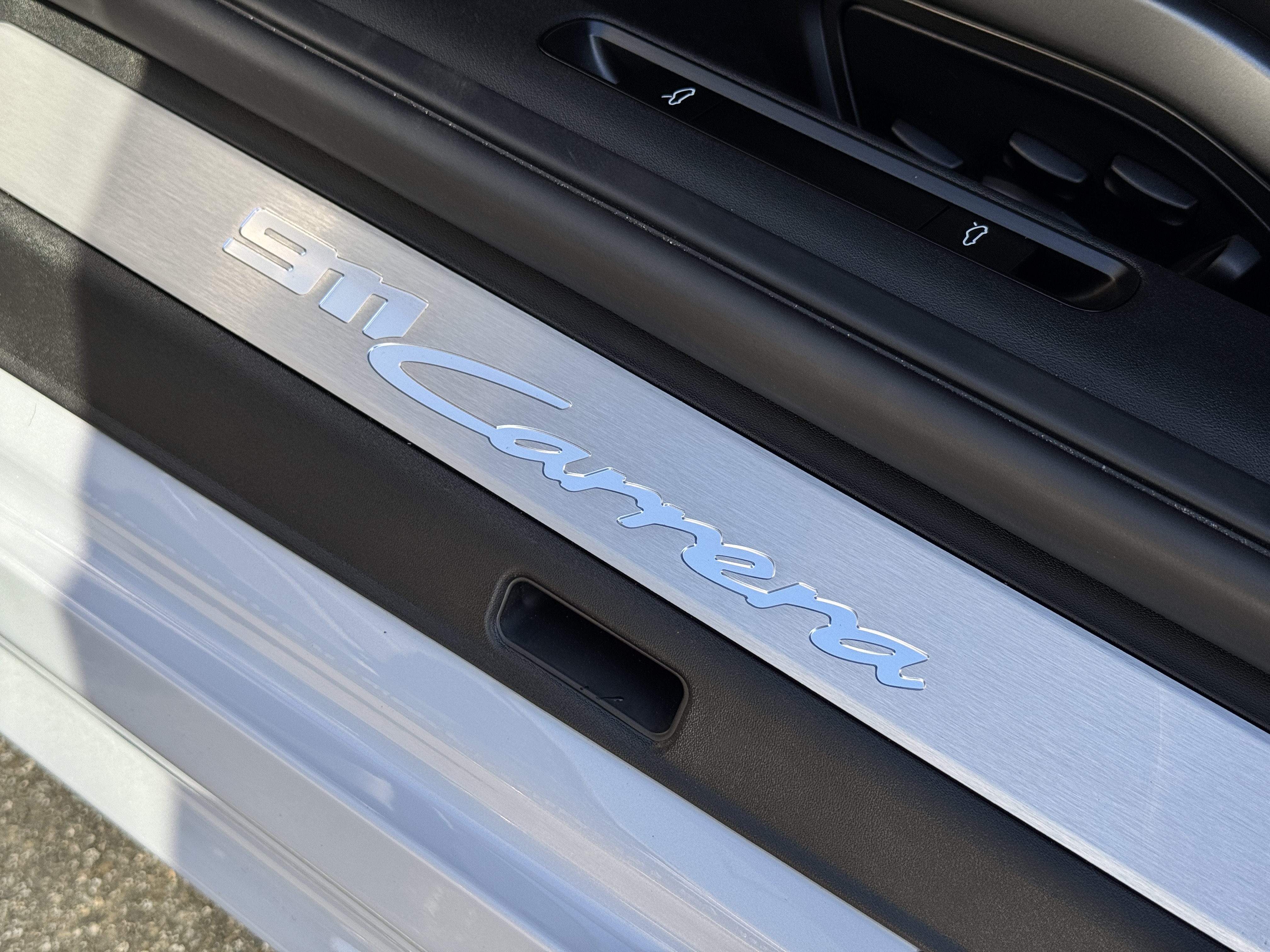 Certified 2026 Porsche 911 Carrera RWD image 24
