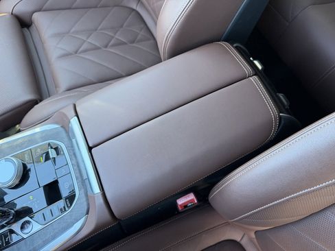 Used 2023 BMW X5 xDrive45e w/ Executive Package image 28