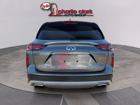 Used 2023 INFINITI QX50 Luxe FWD image 4