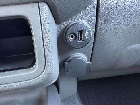 Used 2019 Nissan Frontier SV RWD image 37