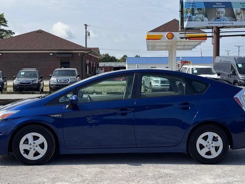 Used 2011 Toyota Prius Four w/ Solar Roof Pkg FWD image 11