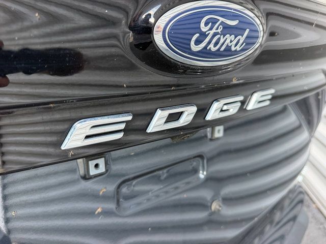 Used 2024 Ford Edge SEL w/ Convenience Package AWD/4WD image 5