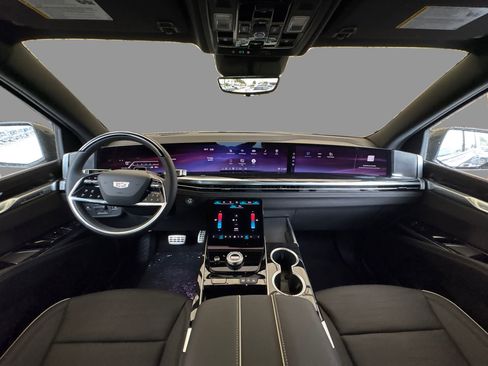 New 2026 Cadillac Escalade ESV Sport w/ LPO, ONYX Package AWD/4WD image 21