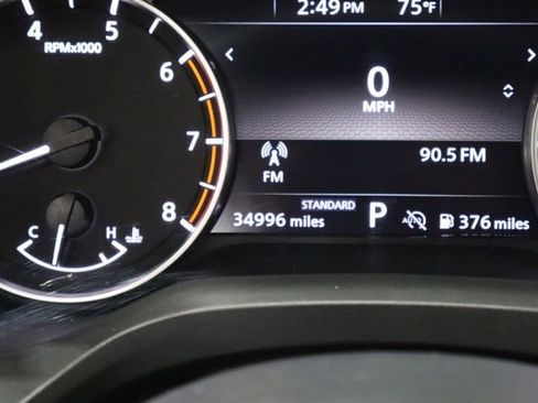 Used 2024 Nissan Rogue SV image 40