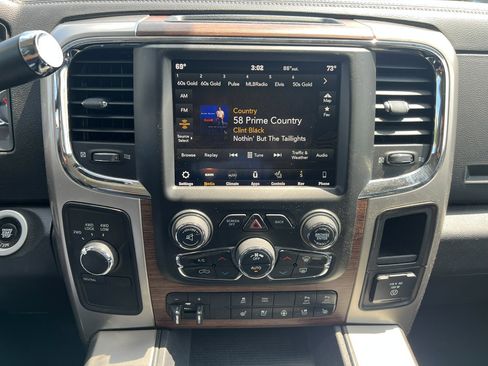 Used 2018 RAM 2500 Laramie image 19