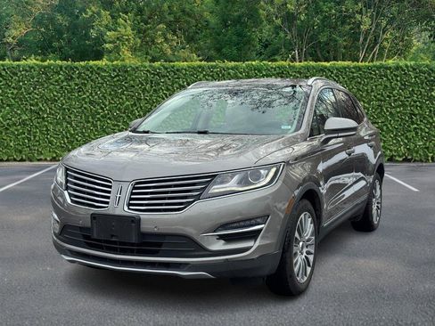 Used 2017 Lincoln MKC Reserve image 6