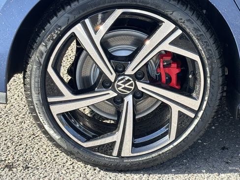 New 2026 Volkswagen GTI SE FWD image 6