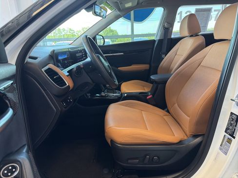Used 2025 Kia Seltos EX w/ EX Sunroof Package AWD/4WD image 16