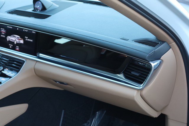Used 2020 Porsche Panamera 4 AWD/4WD image 45