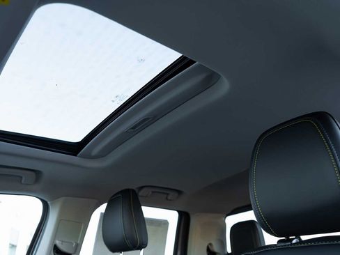 New 2025 Ford Maverick Lobo image 14