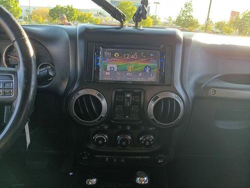 Used 2012 Jeep Wrangler Unlimited Sport image 16