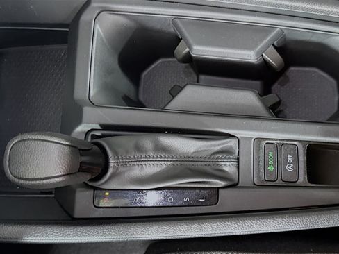 Used 2025 Honda Accord SE image 19
