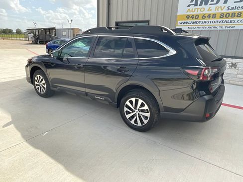 Used 2025 Subaru Outback Premium AWD/4WD image 19