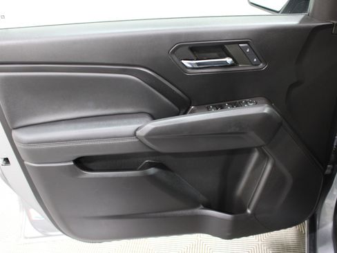 Used 2023 Chevrolet Colorado LT RWD image 6