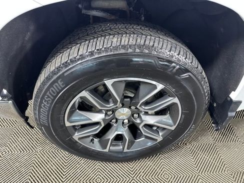 Used 2023 Chevrolet Silverado 1500 LT image 10