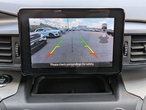 Used 2020 Ford Explorer XLT w/ Comfort Package AWD/4WD image 12