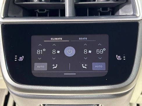 Used 2024 Lucid Air Pure RWD image 16