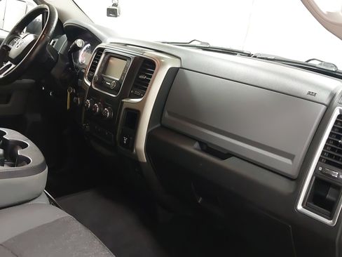 Used 2015 RAM 2500 Big Horn image 29