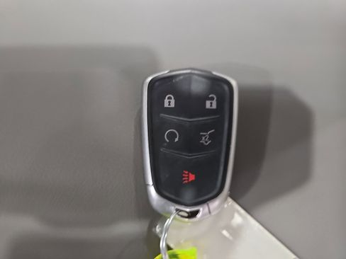 Used 2023 Cadillac XT6 Premium Luxury image 36