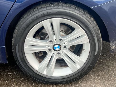 Used 2017 BMW 330i xDrive Sedan image 15