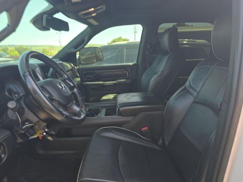 Used 2022 RAM 2500 Limited w/ Night Edition AWD/4WD image 2