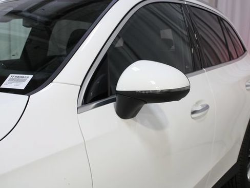 New 2026 Mercedes-Benz GLC 300 4MATIC image 33