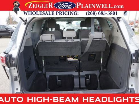 Used 2021 Toyota Sienna LE image 10