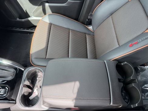 New 2026 GMC Canyon AT4 w/ Technology Plus Package AWD/4WD image 14