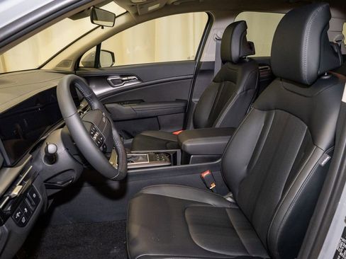 New 2026 Kia Sportage EX image 12