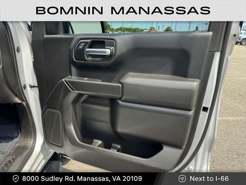 Used 2020 Chevrolet Silverado 1500 Custom w/ Custom Value Package image 10