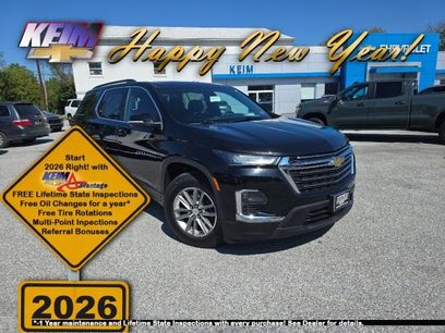 Used 2023 Chevrolet Traverse LT