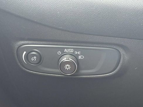 Used 2024 Chevrolet Equinox LT w/ LPO, Floor Liner Package image 31