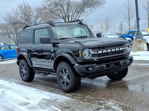 Used 2024 Ford Bronco Black Diamond image 7