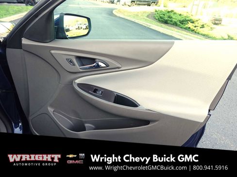 Used 2022 Chevrolet Malibu LT image 25