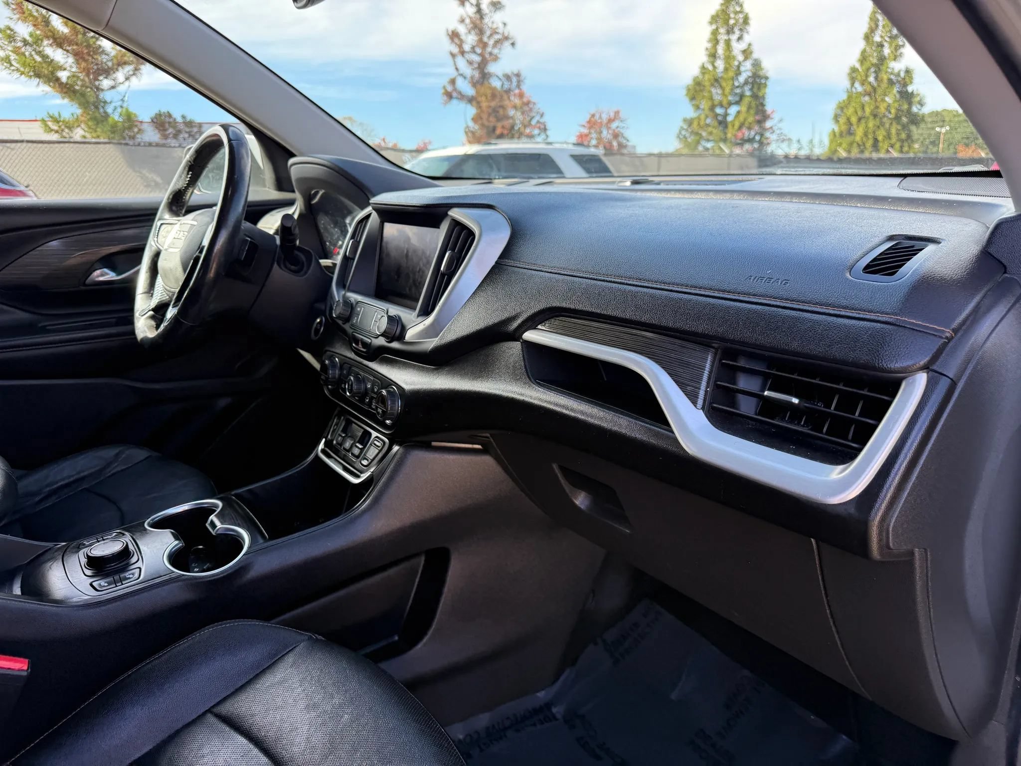 Used 2020 GMC Terrain SLT AWD/4WD image 19