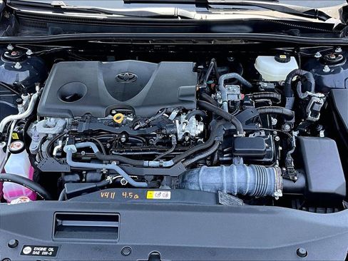 Used 2025 Toyota Camry LE FWD image 30