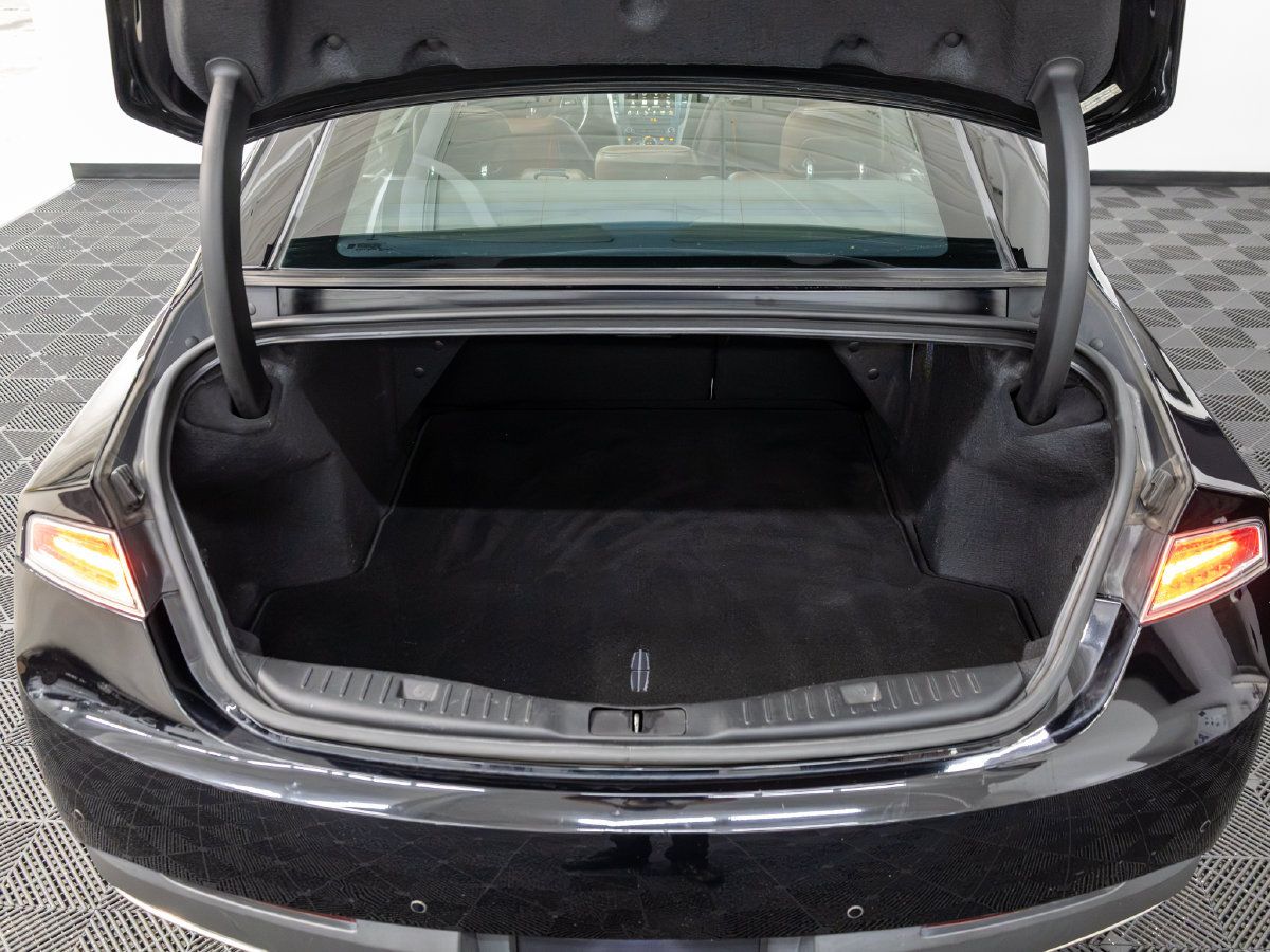 Used 2019 Lincoln MKZ Reserve w/ Luxury Package AWD/4WD image 38