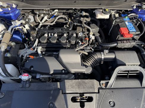 Used 2023 Honda CR-V EX image 26