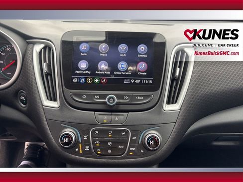 Used 2024 Chevrolet Malibu LT image 20