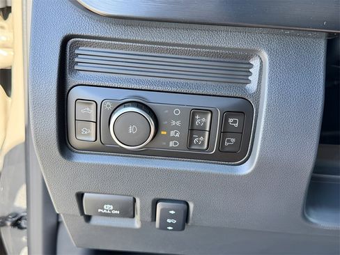 New 2026 Ford F250 Lariat w/ Lariat Premium Package image 41