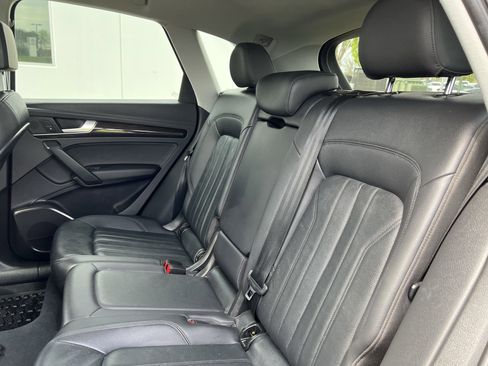 Used 2018 Audi Q5 2.0T Premium w/ Convenience Package image 34