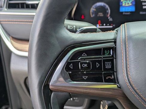 Used 2021 Jeep Grand Cherokee L Summit w/ Advanced Protech Group IV image 14