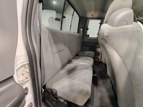 Used 2004 Ford F250 XLT AWD/4WD image 23
