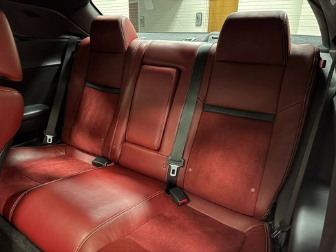 Used 2013 Dodge Challenger SRT8 w/ Harman Kardon Audio Group image 41