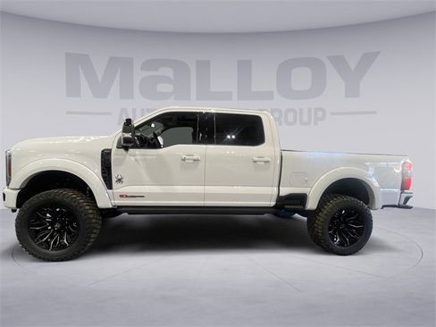 New 2026 Ford F250 Lariat w/ Black Appearance Package image 2